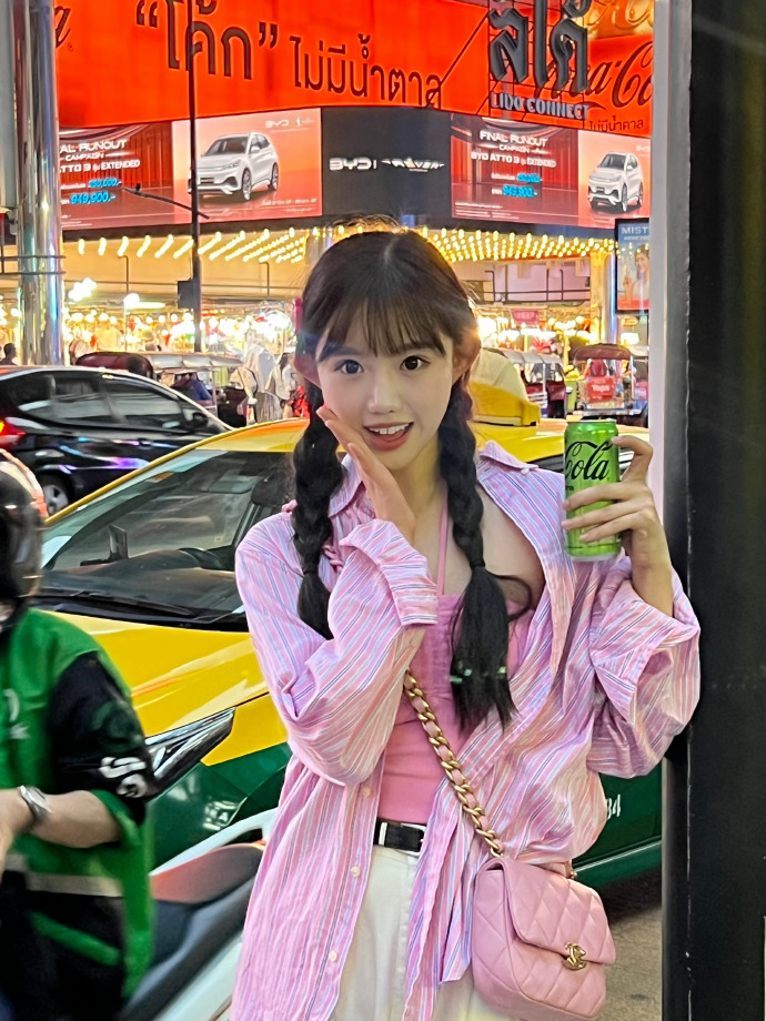 春光乍泄
